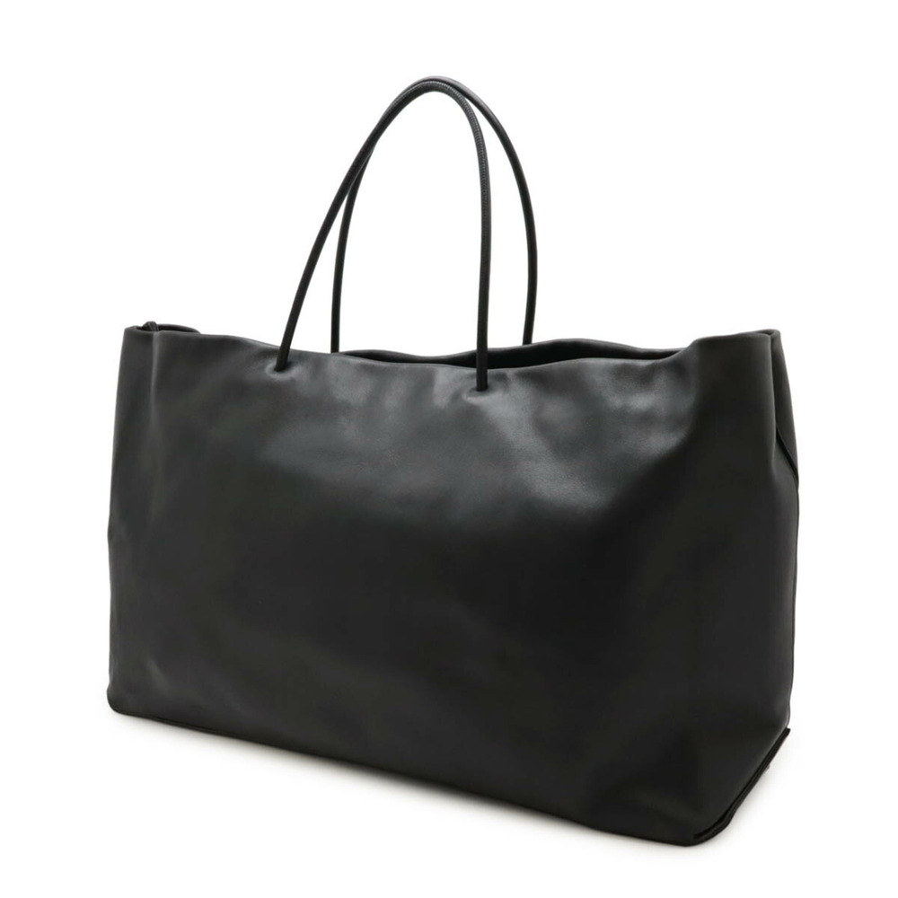 CHANEL Black Leather Shoulder Bag - Picture 3 of 10